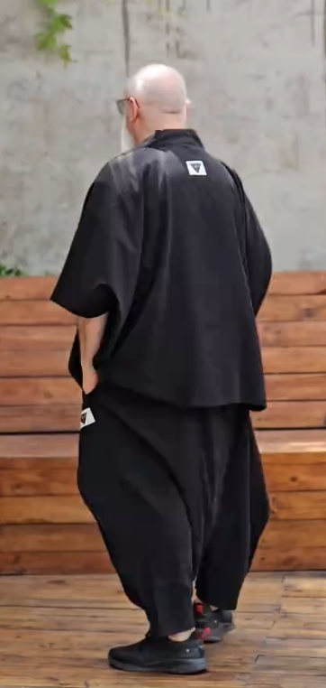 Oversize Noir Style Japonais